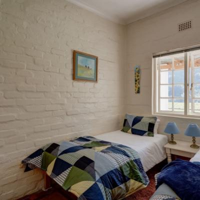 Loerie Cottage 8